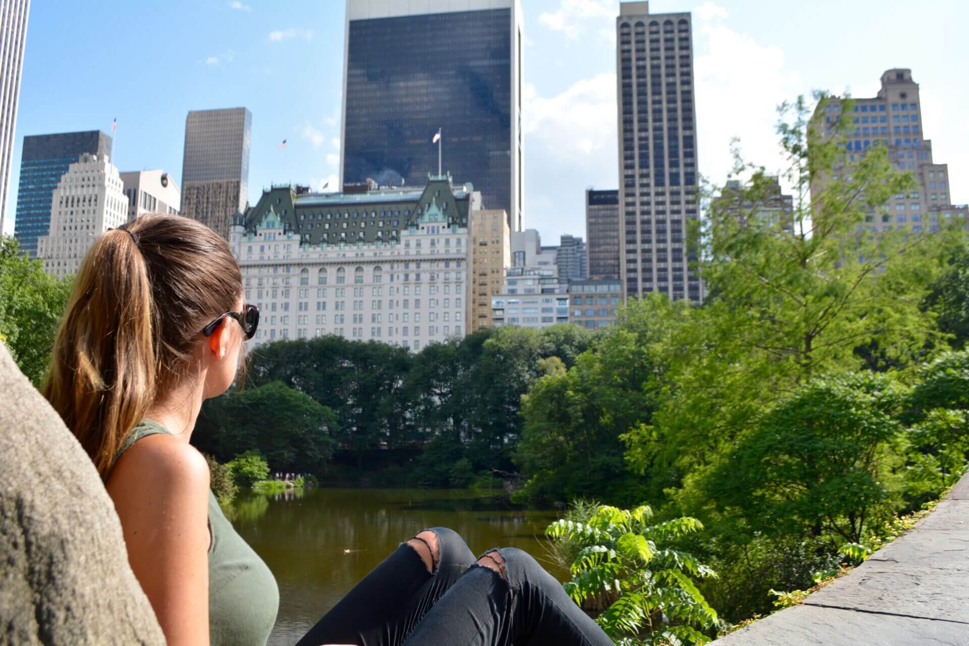 Travel Nurse Housing and Must-Sees in Toronto